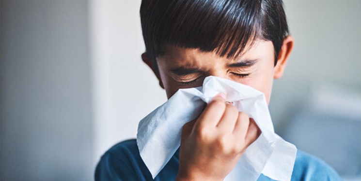 علائم سرماخوردگی در دانش آموزان جدی گرفته شود
